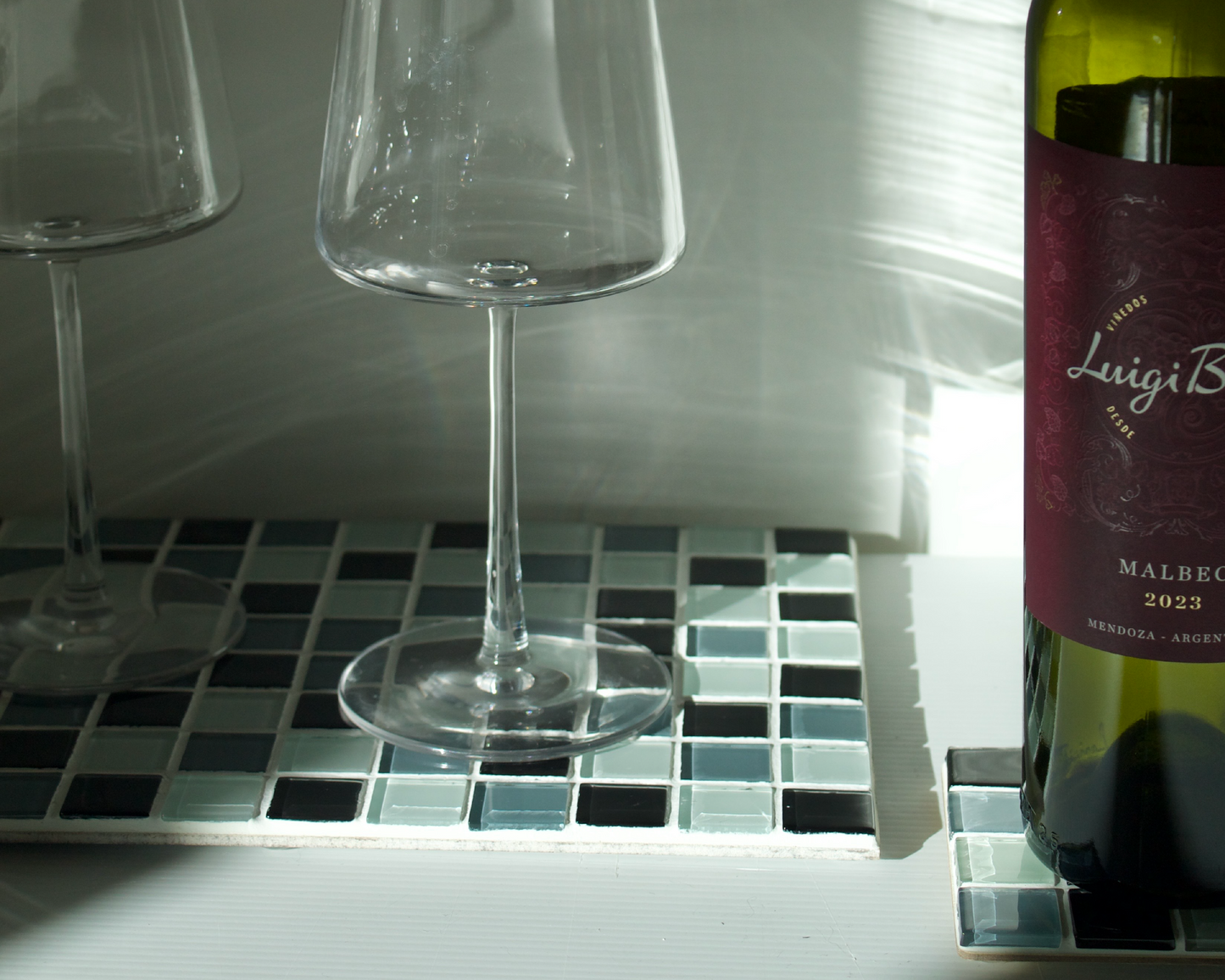 B&W Glass Tile Tray